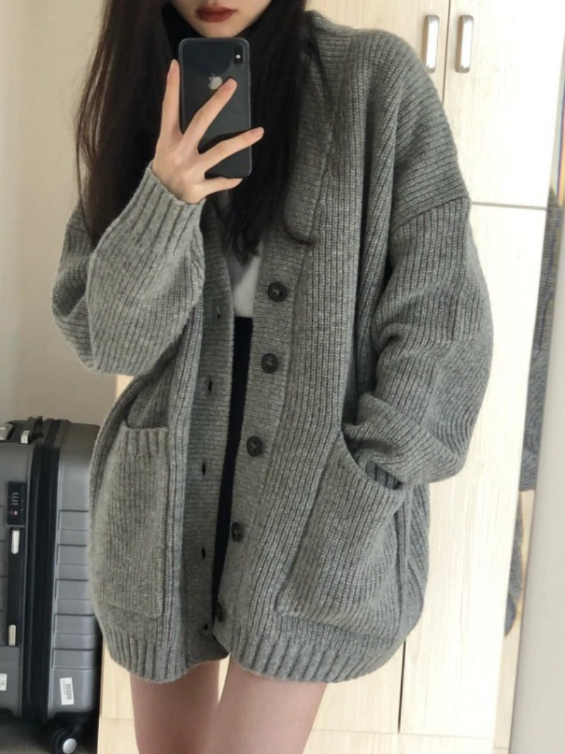 Women’s V-Neck Knit Cardigan