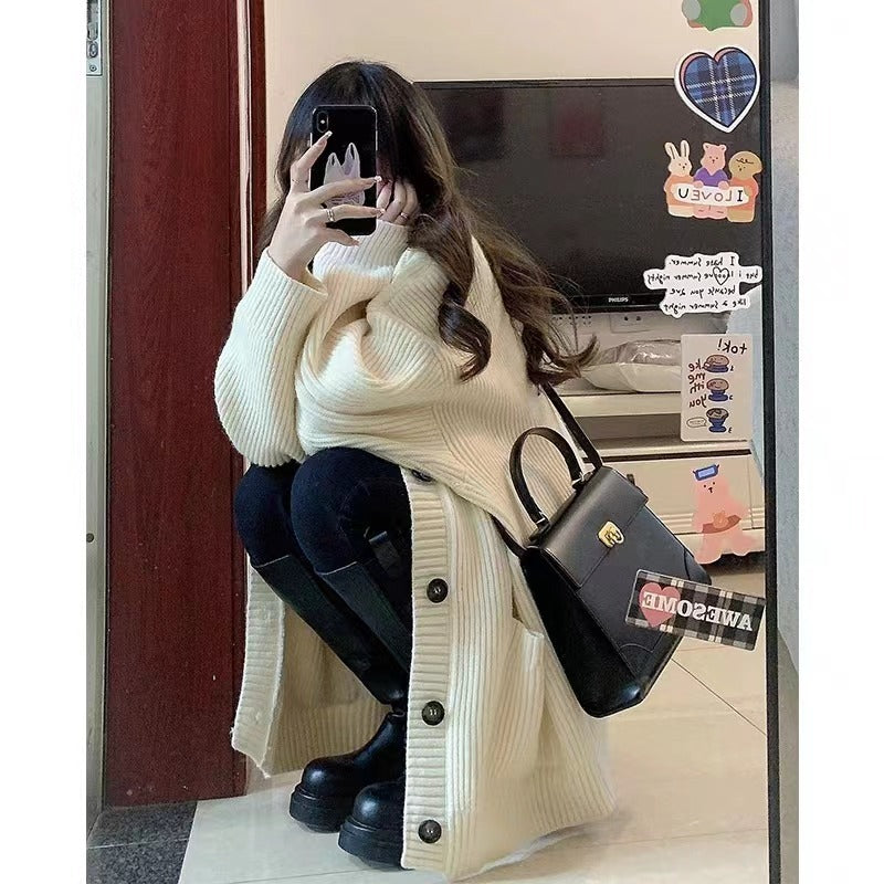 Women’s V-Neck Knit Cardigan